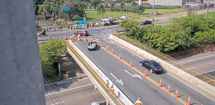 Viaduto sobre a SP-101 fica interditado, a partir das 13h de sábado (18/01), no sentido Jd. Sumarezinho/Jd. Rosolém